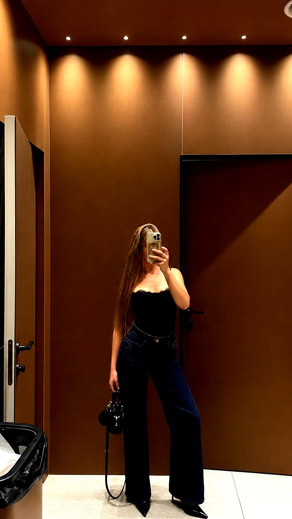 daniella_zeldis instagram image archive image