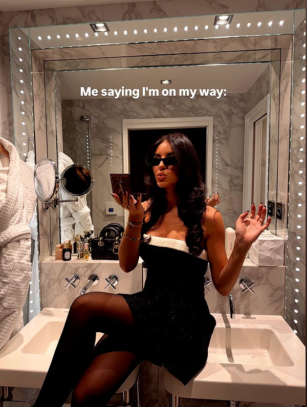 zoeliss instagram image archive image