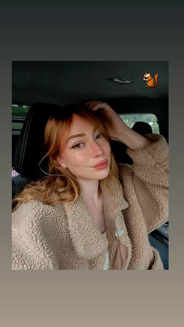 eveliniya instagram image archive image