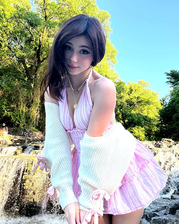 kennakins.cos instagram image archive image