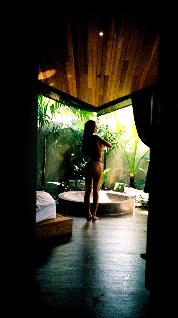 saharakatya instagram image archive image