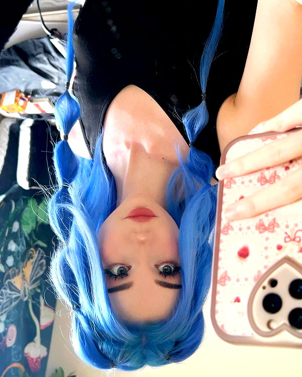 danielle.mercedie instagram image archive image