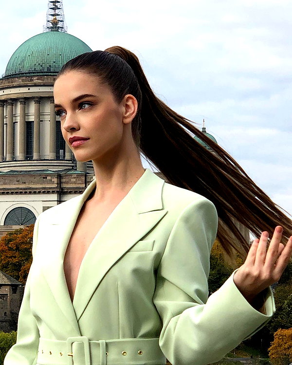 realbarbarapalvin instagram image archive image