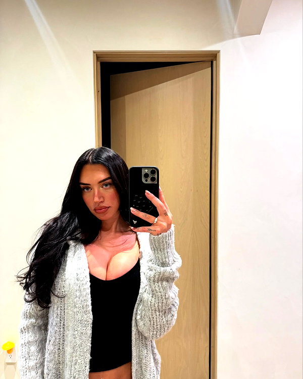 staskaranikolaou instagram image archive image