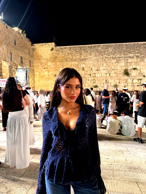 yuvalhazan___ instagram image archive image