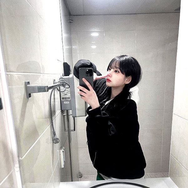 olzlonz instagram image archive image