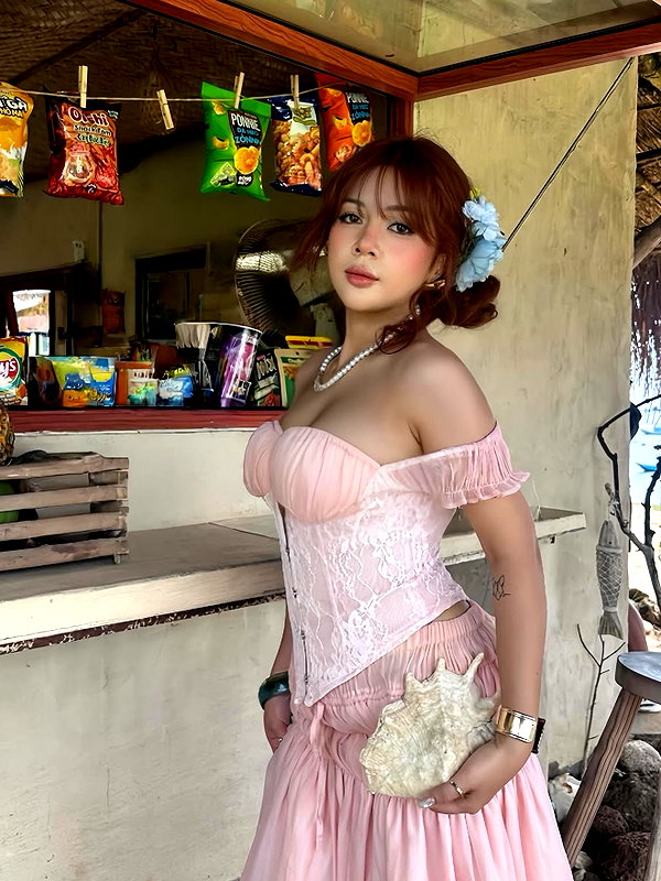 lyhythuedoxinh instagram image archive image