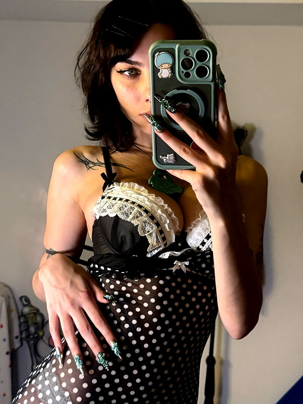 ibit3irl instagram image archive image