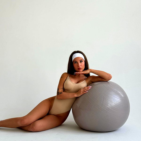 enikeeva_aliya instagram image archive image