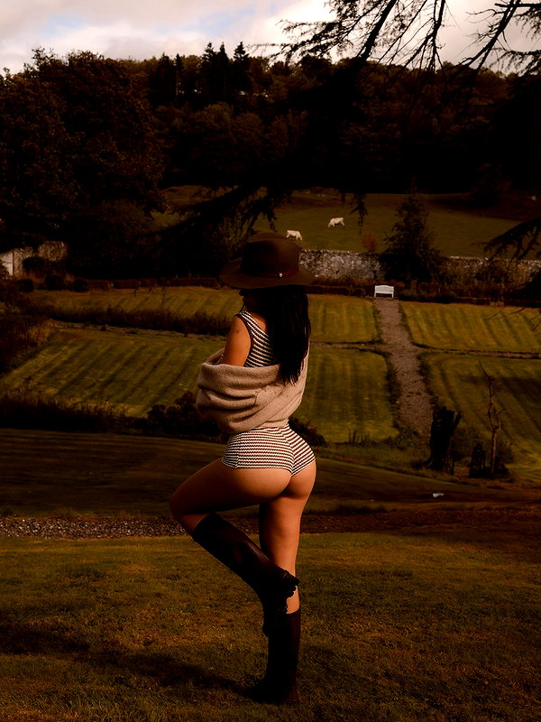vanessa.rhd instagram image archive image