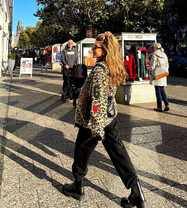 annezivi instagram image archive image