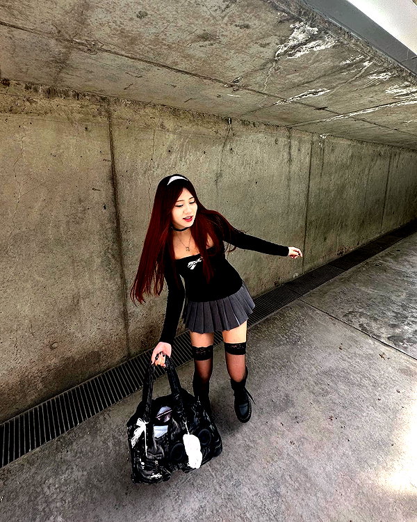 is2tian instagram image archive image