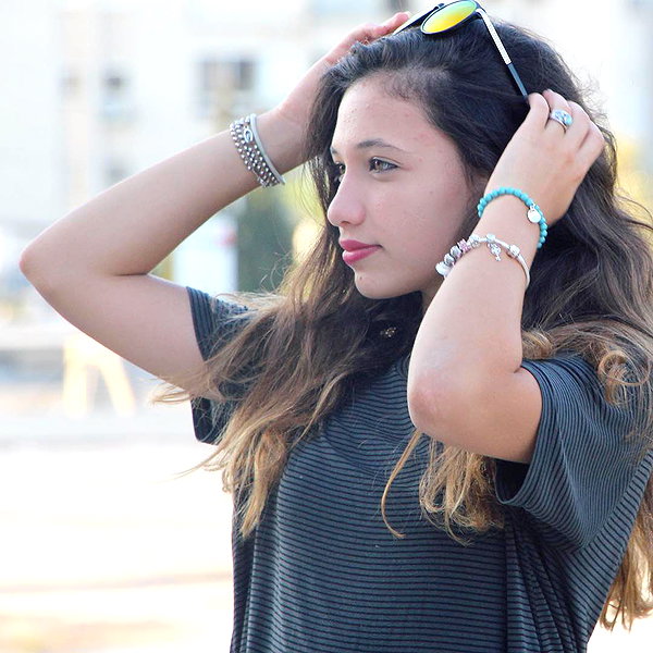 romi_henenson instagram image archive image