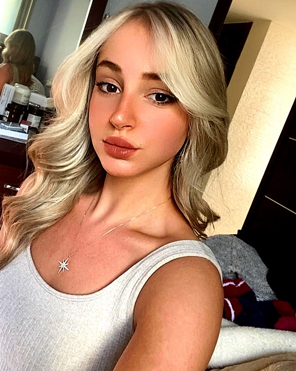 nicole_ac instagram image archive image