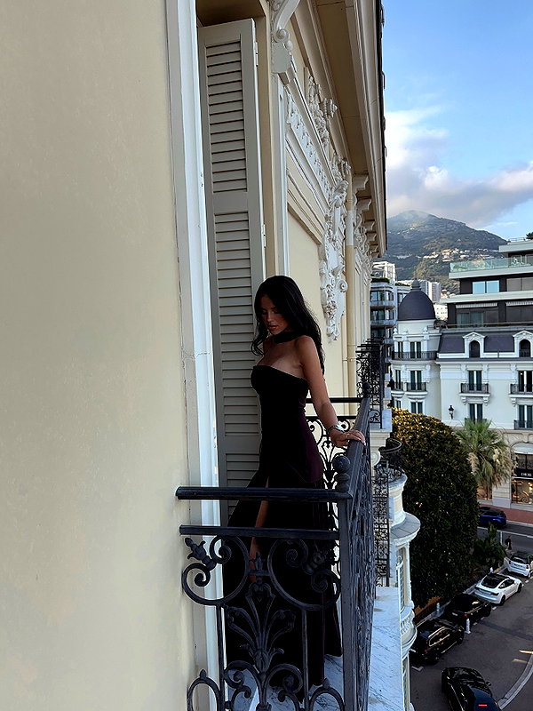 zoeliss instagram image archive image