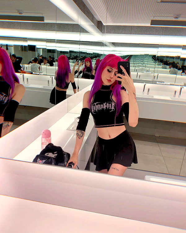jadelaverne instagram image archive image