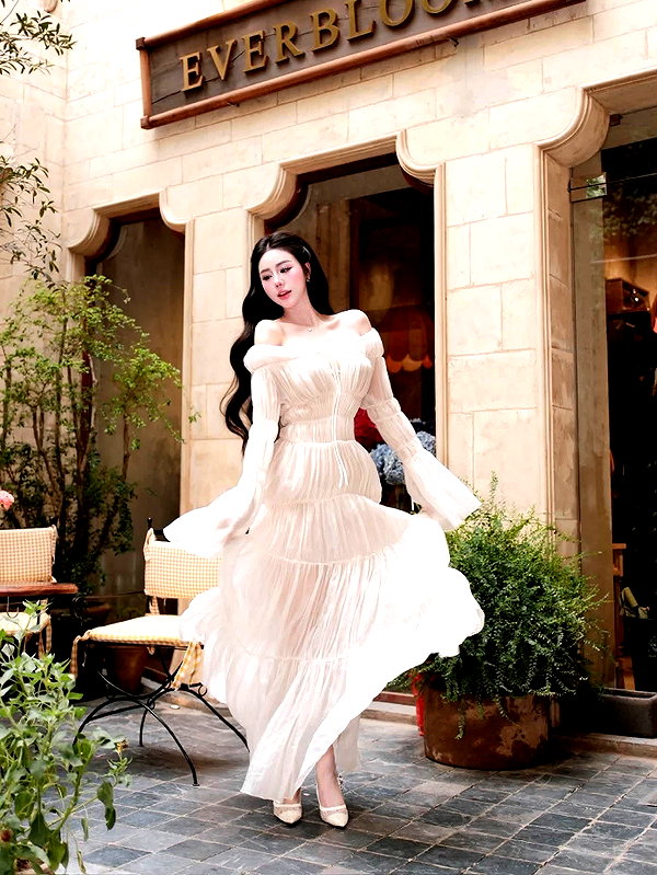 lyhythuedoxinh instagram image archive image