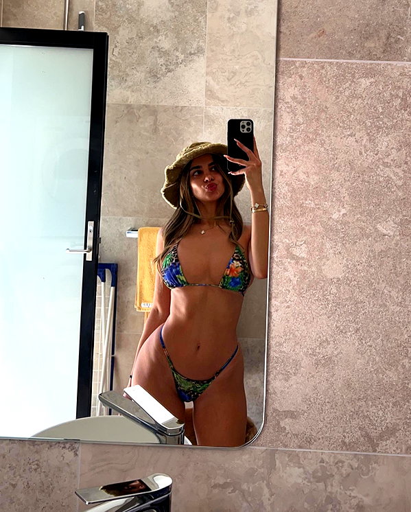 godbless_jess instagram image archive image