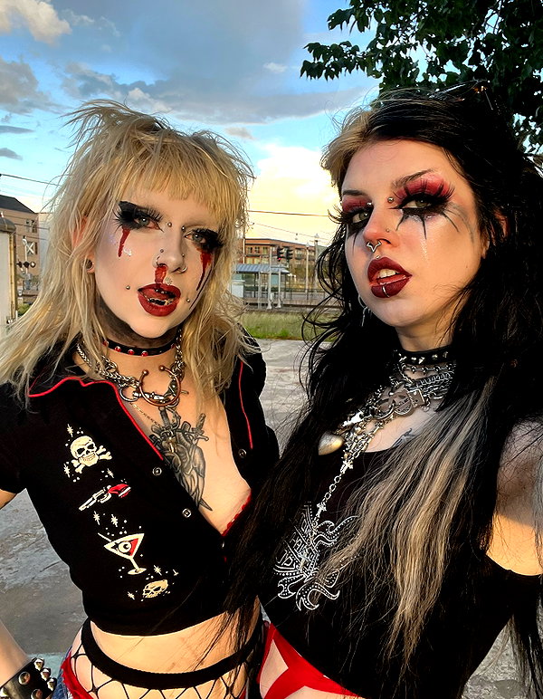 yeahimcaroline instagram image archive image