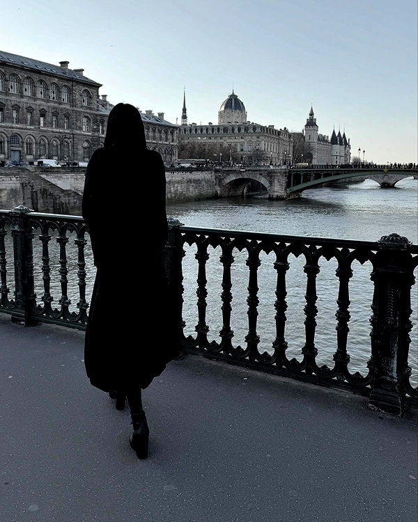 leonanaomii instagram image archive image