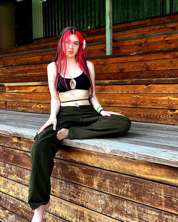 anna.utka22 instagram image archive image