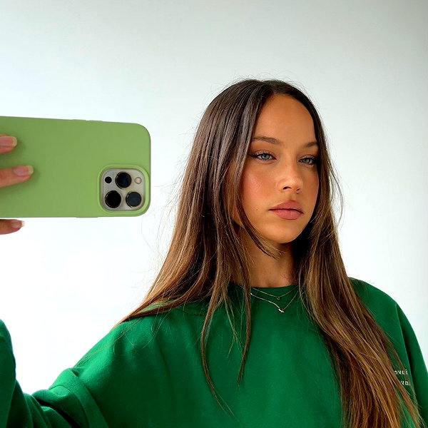 olivia.mathers instagram image archive image