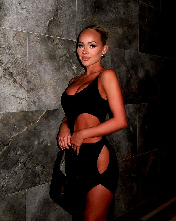 allieauton instagram image archive image
