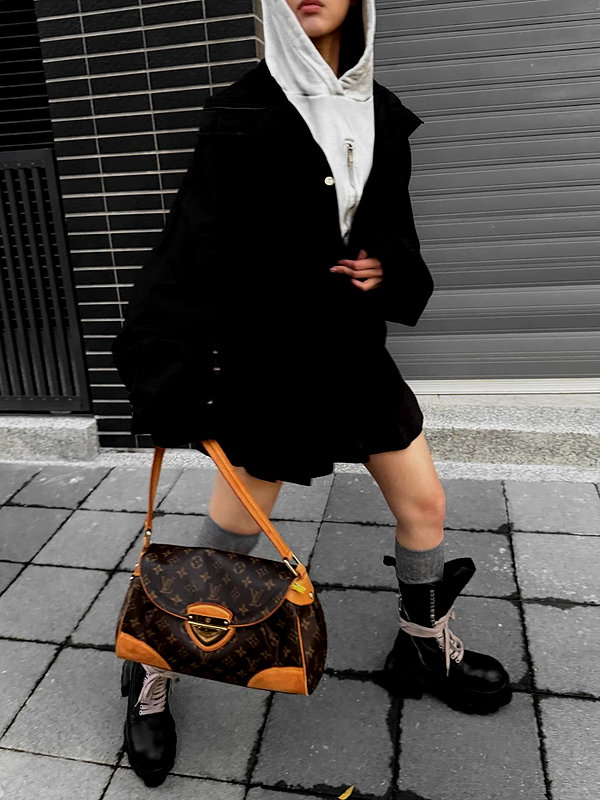 a.tinn___ instagram image archive image