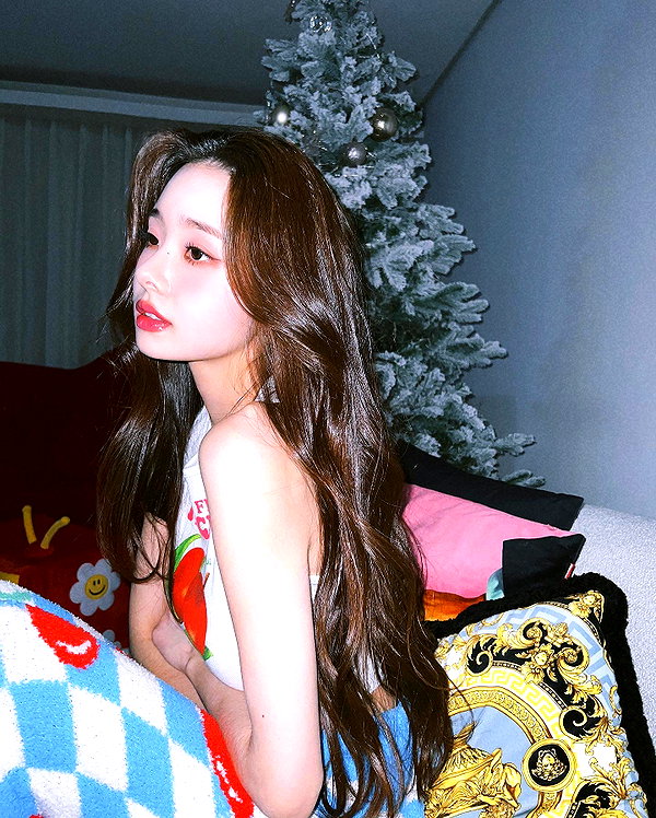 dear.zia instagram image archive image