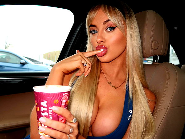 rhiannonbluee instagram image archive image