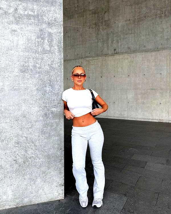 allieauton instagram image archive image