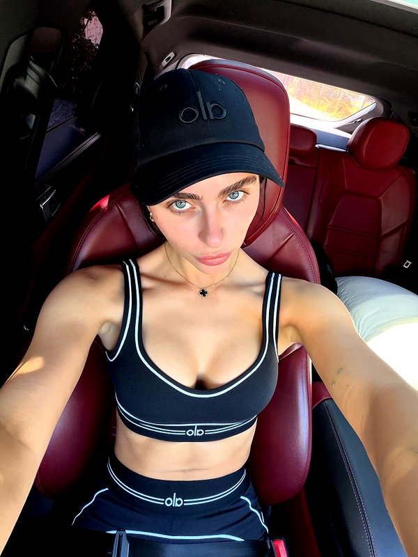 laurenhamden instagram image archive image