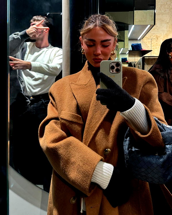 maya.keyy instagram image archive image
