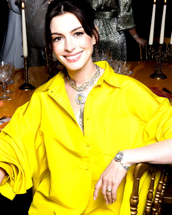 annehathaway instagram image archive image