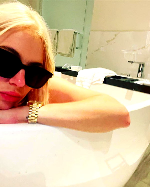 ashleybenson instagram image archive image