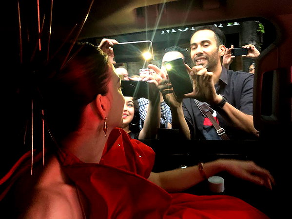 annehathaway instagram image archive image