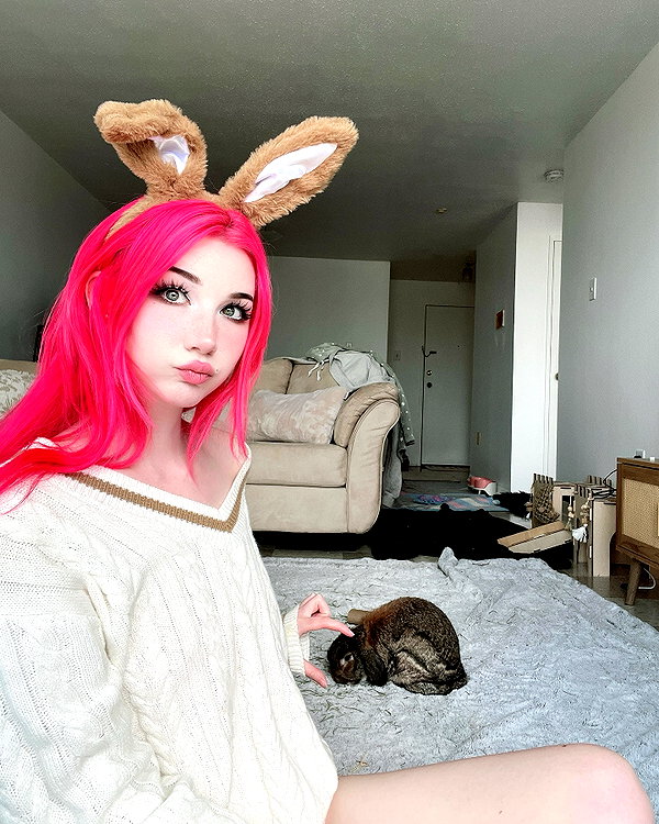 danielle.mercedie instagram image archive image
