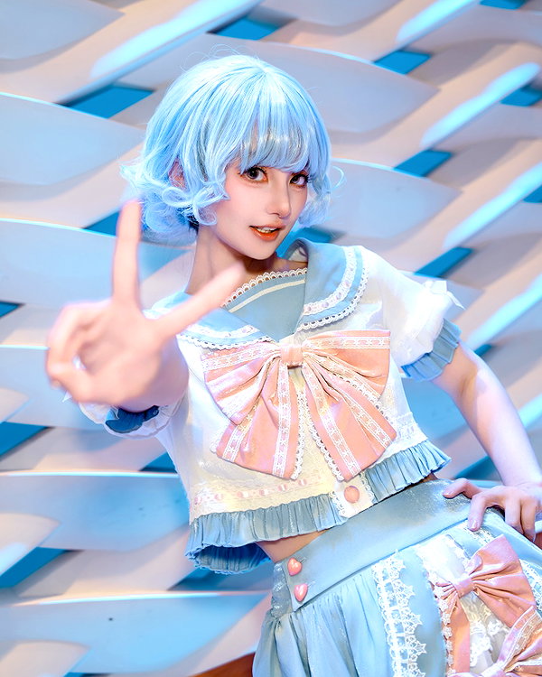 miee_cos instagram image archive image