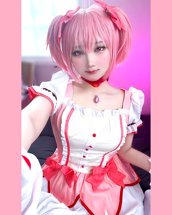 purinn_cos instagram image archive image