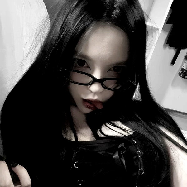glowmoonshorty instagram image archive image