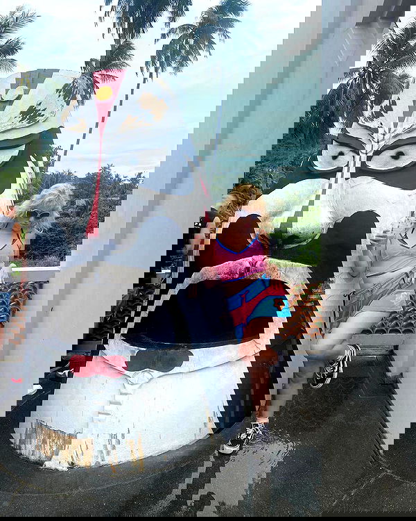 ormosheee ormosheee archive image