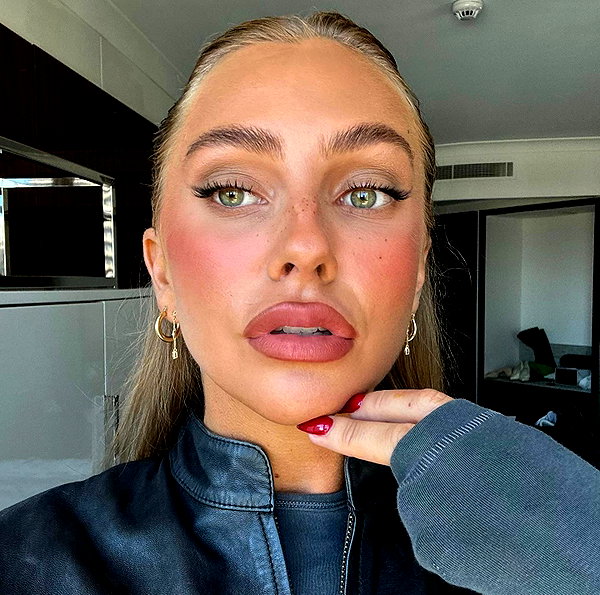 Archived image from @edenharper on Instagram