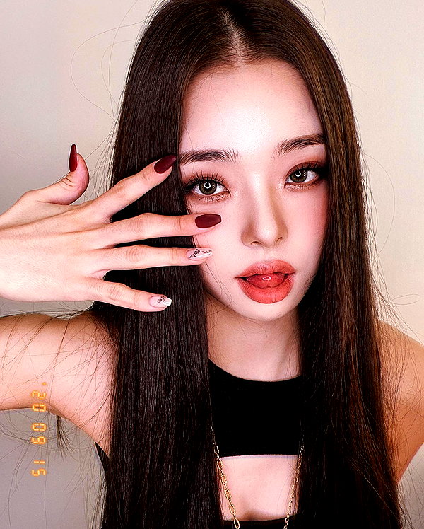 dear.zia instagram image archive image