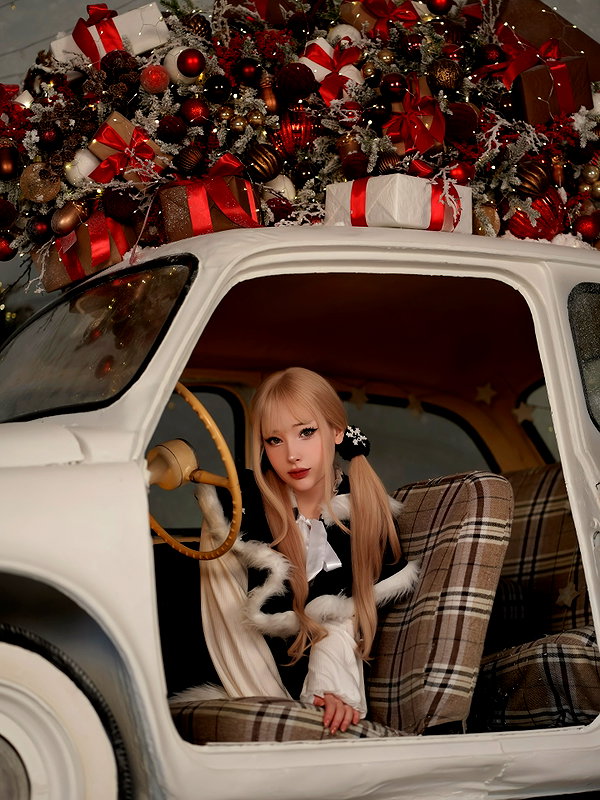 alina_thedoll instagram image archive image