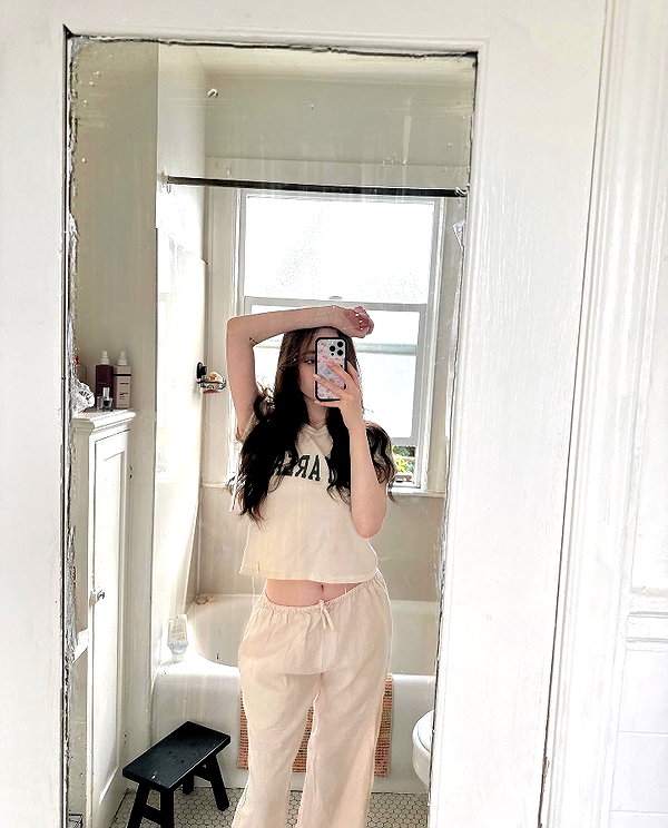 1uvgabi instagram image archive image