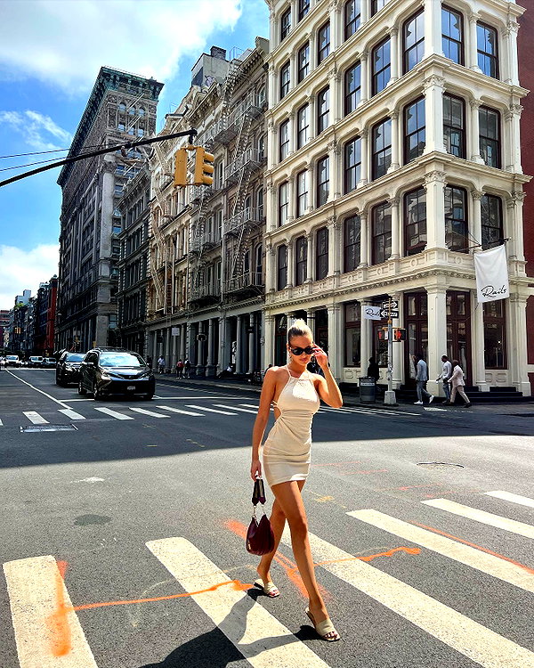 barzomer instagram image archive image