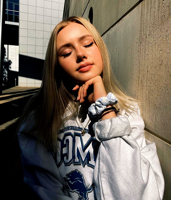 lilih instagram image archive image