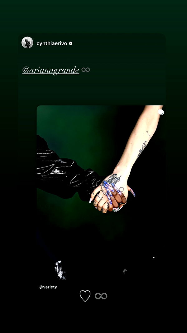 arianagrande instagram image archive image