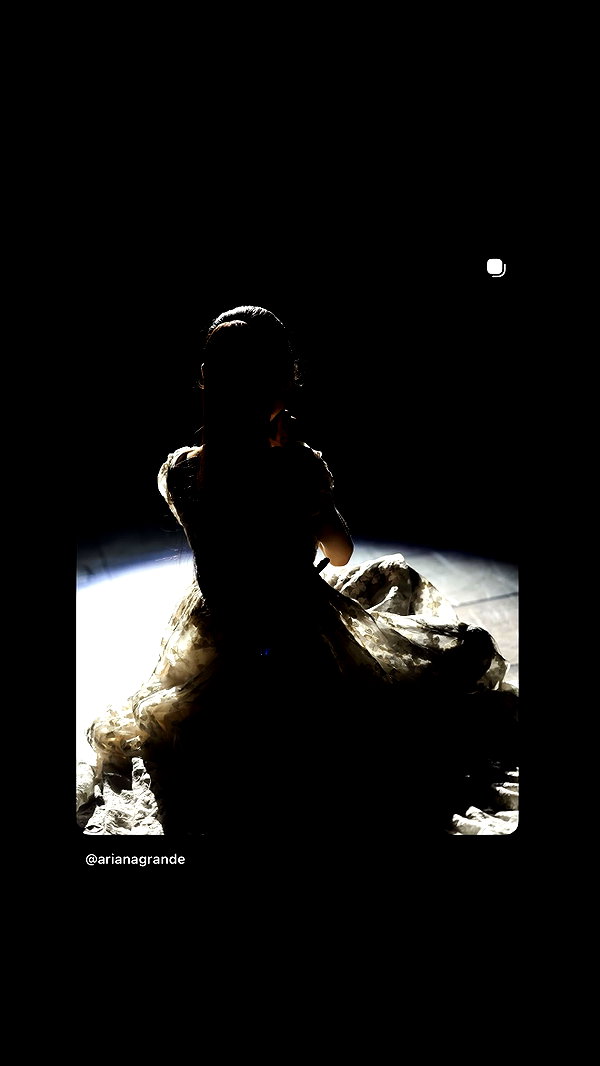 arianagrande instagram image archive image