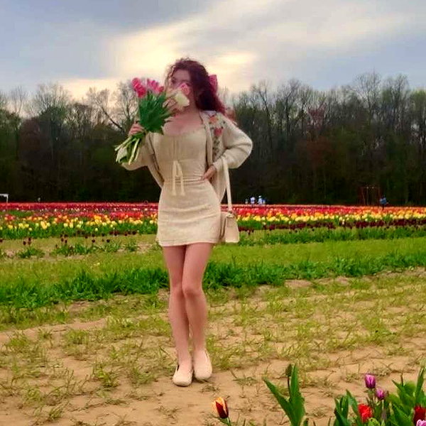 livia._.paige instagram image archive image